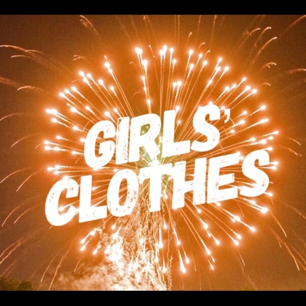 Closet separator: Girls clothes